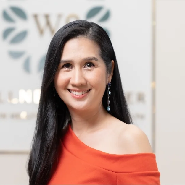 السيدة مايو أونج أون أكراساني